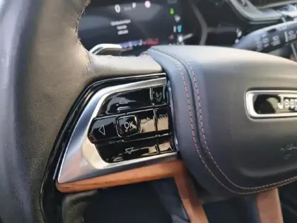 Photo 17 Jeep Grand Cherokee Gén. V Ph1 Summit Reserve 5