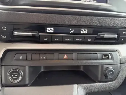 Photo 12 Peugeot Expert  FGN TOLE M BLUEHDI 145 BVM6