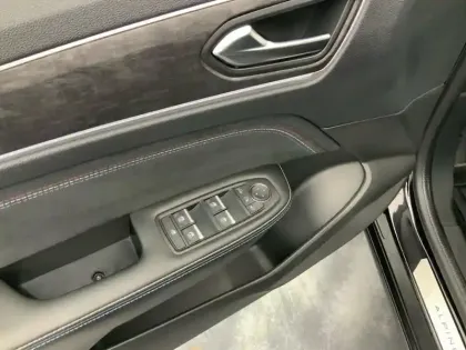 Photo 19 Renault Arkana  E-Tech 145 - 23 esprit Alpine