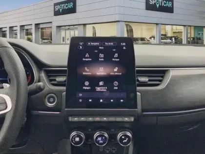 Photo 10 Renault Arkana  E-Tech 145 - 23 esprit Alpine