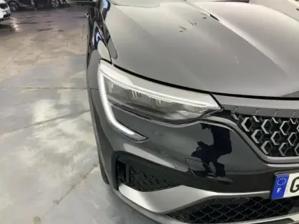 Photo 13 Renault Arkana  E-Tech 145 - 23 esprit Alpine