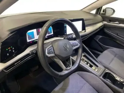 Photo 9 Volkswagen Golf 1.5 eTSI OPF 130 DSG7 MATCH