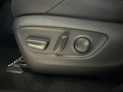 Photo 17 Toyota Rav4 Hybride PHEV AWD Design Business PHV 306CH DESI