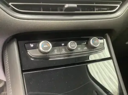 Photo 15 Opel Grandland 1.5 Diesel 130 ch BVA8 GS