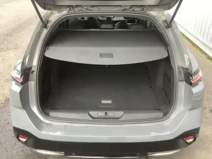 Photo 9 Peugeot 308 BlueHDi 130ch S&S EAT8 GT