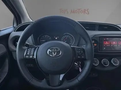 Photo 11 Toyota Yaris 70 VVT-i France Connect