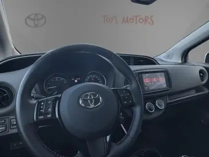 Photo 8 Toyota Yaris 70 VVT-i France Connect