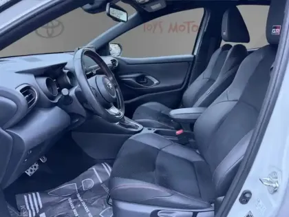 Photo 11 Toyota Yaris Hybride 116h GR SPORT