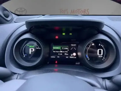 Photo 17 Toyota Yaris Hybride 116h GR SPORT