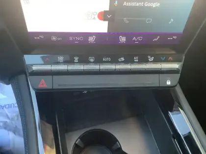 Photo 15 Renault Rafale Nouveau E-Tech full hybrid 200ch esprit Alpine