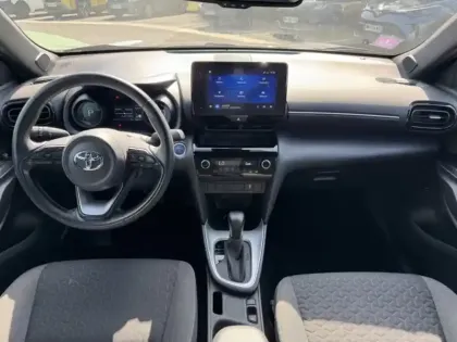 Photo 16 Toyota Yaris Hybride 1.5 HYBRID 116H DESIGN