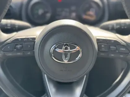 Photo 10 Toyota Yaris Hybride 1.5 HYBRID 116H DESIGN