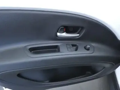 Photo 11 Toyota Aygo 1.0 VVT-i 72 Dynamic