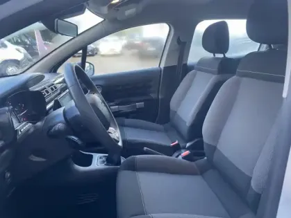 Photo 15 Citroën C3 III PureTech 83 S&S BVM Shine