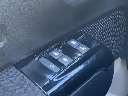 Photo 6 Citroën C3 III PureTech 83 S&S BVM Shine