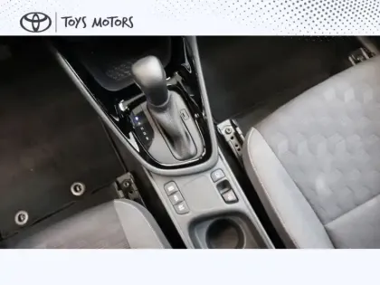 Photo 17 Toyota Yaris Hybride 116h Design MC24