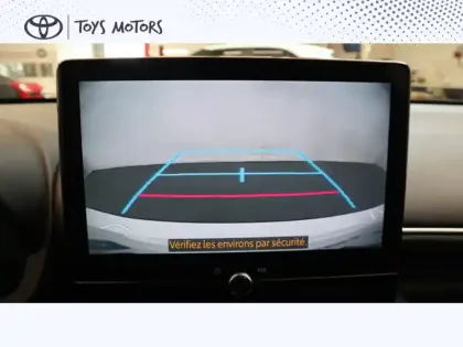 Photo 20 Toyota Yaris Hybride 116h Design MC24