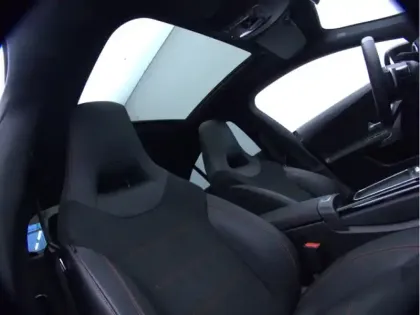 Photo 7 Mercedes CLA Coupé 250 e Hybrid EQ AMG Line