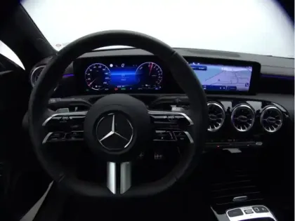 Photo 21 Mercedes CLA Coupé 250 e Hybrid EQ AMG Line