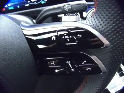 Photo 15 Mercedes CLA Coupé 250 e Hybrid EQ AMG Line