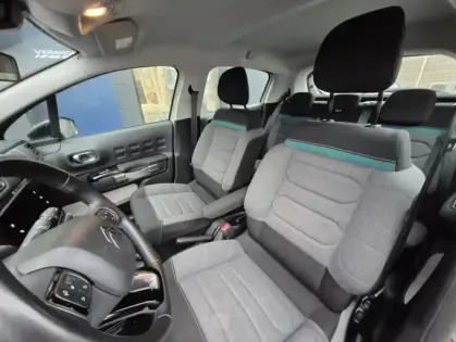 Photo 11 Citroën C3 III BlueHDi 100 S&S BVM Shine