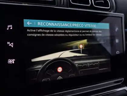 Photo 21 Citroën C3 III BlueHDi 100 S&S BVM Shine