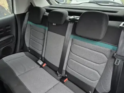 Photo 12 Citroën C3 III BlueHDi 100 S&S BVM Shine