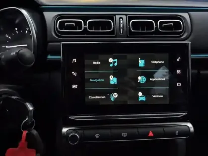 Photo 26 Citroën C3 III BlueHDi 100 S&S BVM Shine