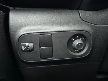 Photo 27 Citroën C3 III BlueHDi 100 S&S BVM Shine