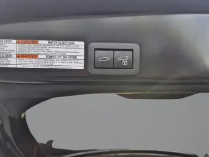 Photo 17 Toyota Yaris Hybride 1.5 HYBRID 116H GR SPORT