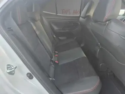 Photo 18 Toyota Yaris Hybride 1.5 HYBRID 116H GR SPORT