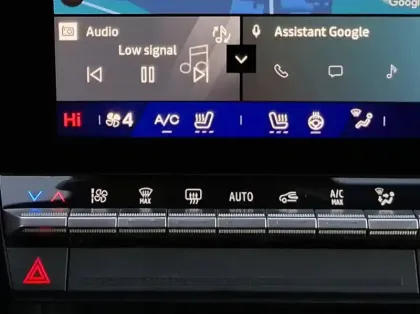 Photo 15 Renault Symbioz Nouveau E-Tech full hybrid 145 Iconic