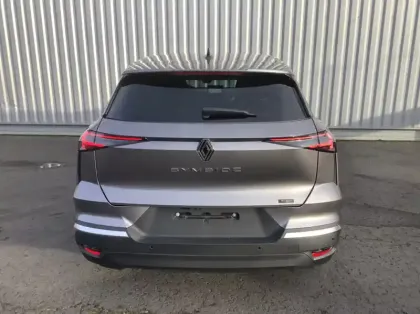 Photo 5 Renault Symbioz Nouveau E-Tech full hybrid 145 Techno