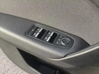 Photo 16 Renault Symbioz Nouveau E-Tech full hybrid 145 Techno