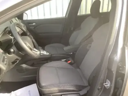 Photo 10 Renault Symbioz Nouveau E-Tech full hybrid 145 Techno