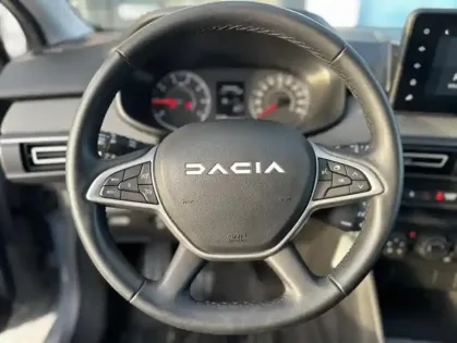 Photo 18 Dacia Jogger 7 Places Expression Tce 110