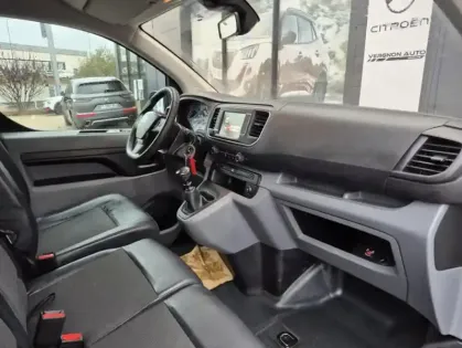 Photo 27 Citroën Jumpy III M BlueHDi 120 S&S BVM6 (300 Nm) Driver