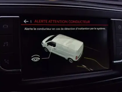 Photo 14 Citroën Jumpy III M BlueHDi 120 S&S BVM6 (300 Nm) Driver