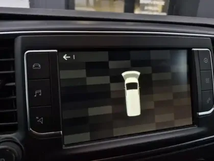 Photo 8 Citroën Jumpy III M BlueHDi 120 S&S BVM6 (300 Nm) Driver