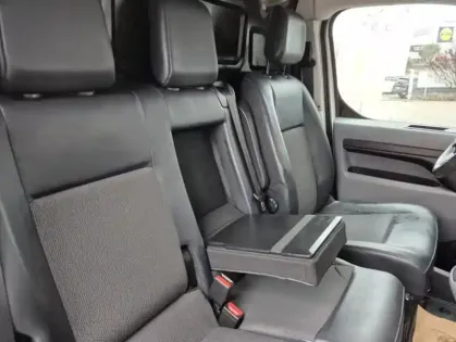 Photo 30 Citroën Jumpy III M BlueHDi 120 S&S BVM6 (300 Nm) Driver