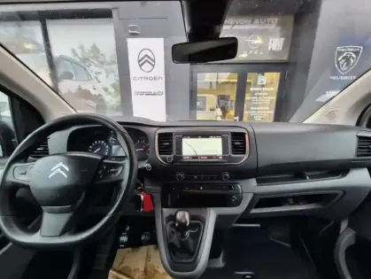 Photo 26 Citroën Jumpy III M BlueHDi 120 S&S BVM6 (300 Nm) Driver