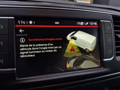 Photo 11 Citroën Jumpy III M BlueHDi 120 S&S BVM6 (300 Nm) Driver