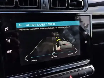 Photo 12 Citroën C3 III PureTech 110 EAT6 MAX