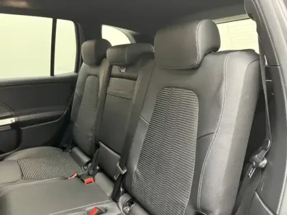 Photo 10 Mercedes GLB 200 d Progressive Line