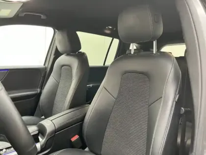 Photo 12 Mercedes GLB 200 d Progressive Line