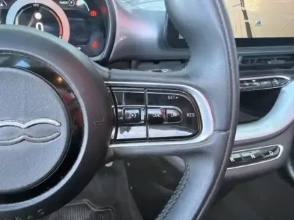 Photo 14 Fiat 500 C e 118ch Icône