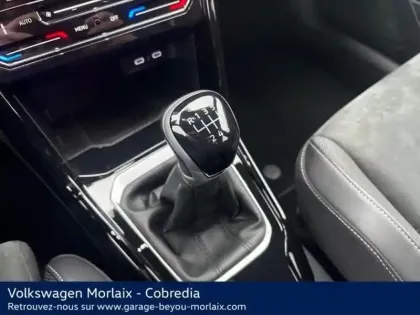 Photo 24 Volkswagen T-roc  1.0 TSI 110 R-Line