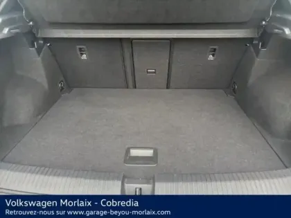 Photo 26 Volkswagen T-roc  1.0 TSI 110 R-Line