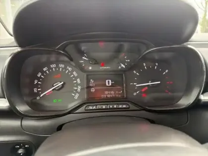 Photo 14 Citroën C3  PureTech 82ch Feel