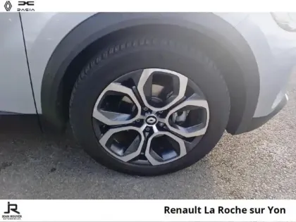 Photo 7 Renault Captur  1.6 E-Tech hybride 145ch Intens -21